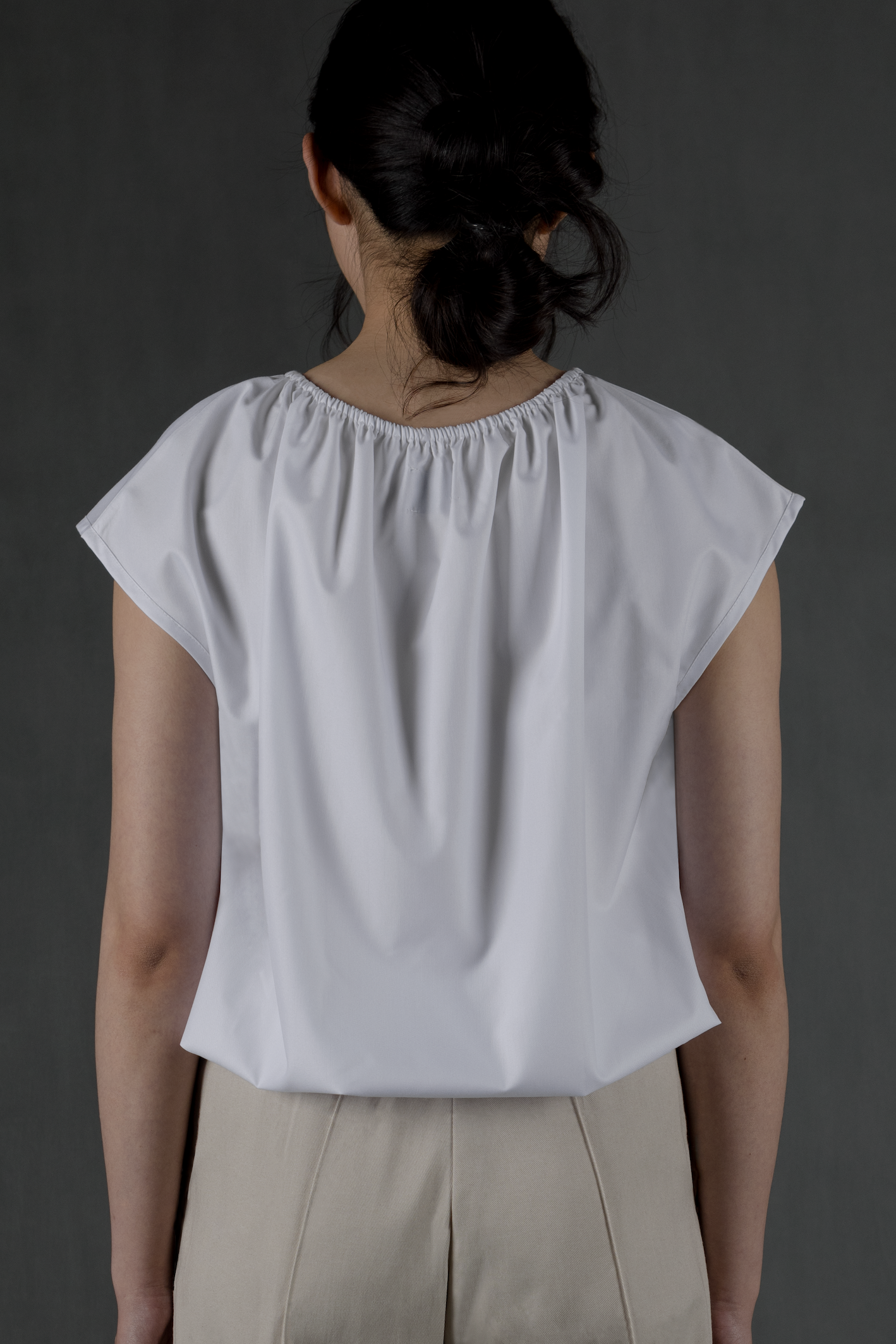 ruched neck top - white