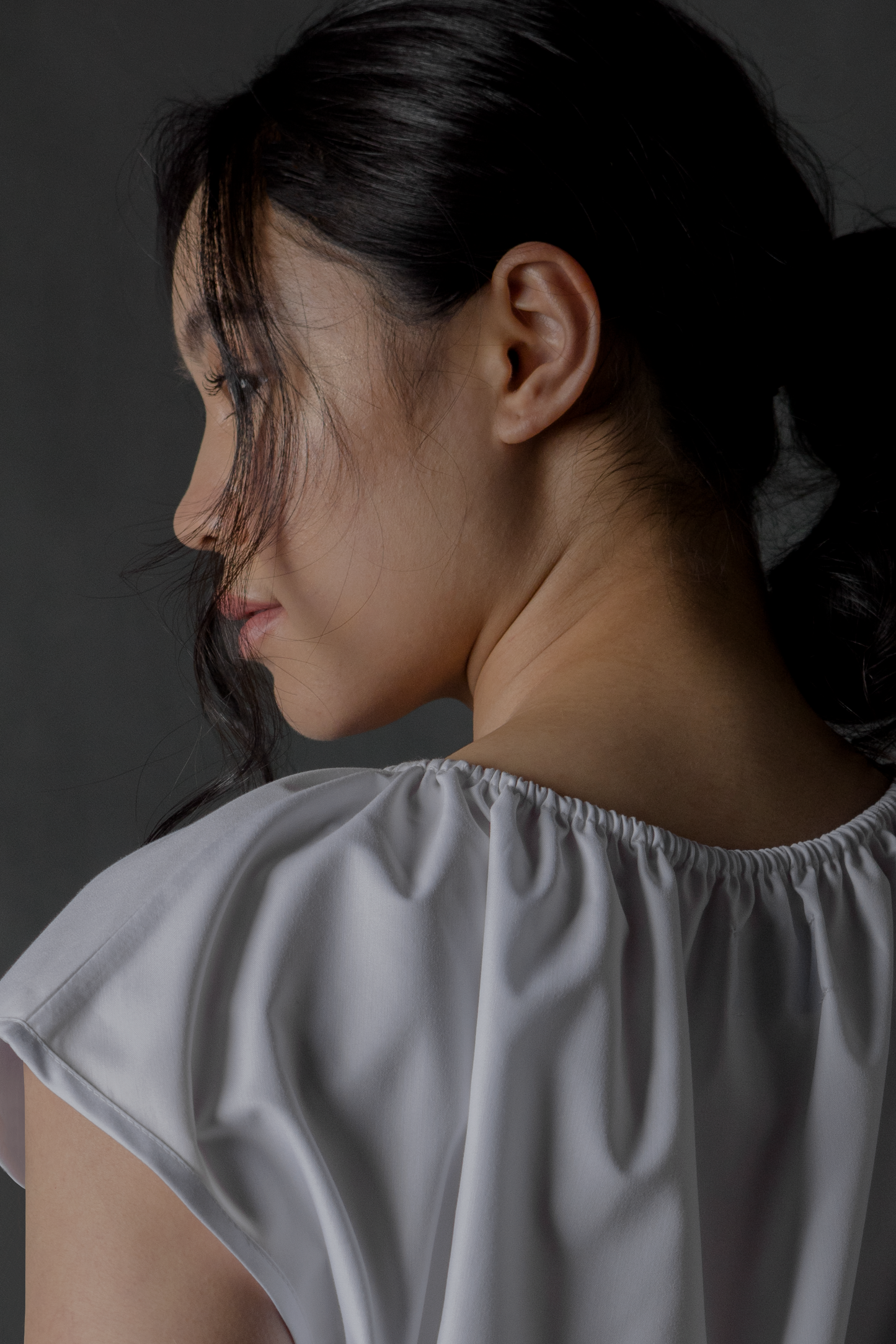 ruched neck top - white