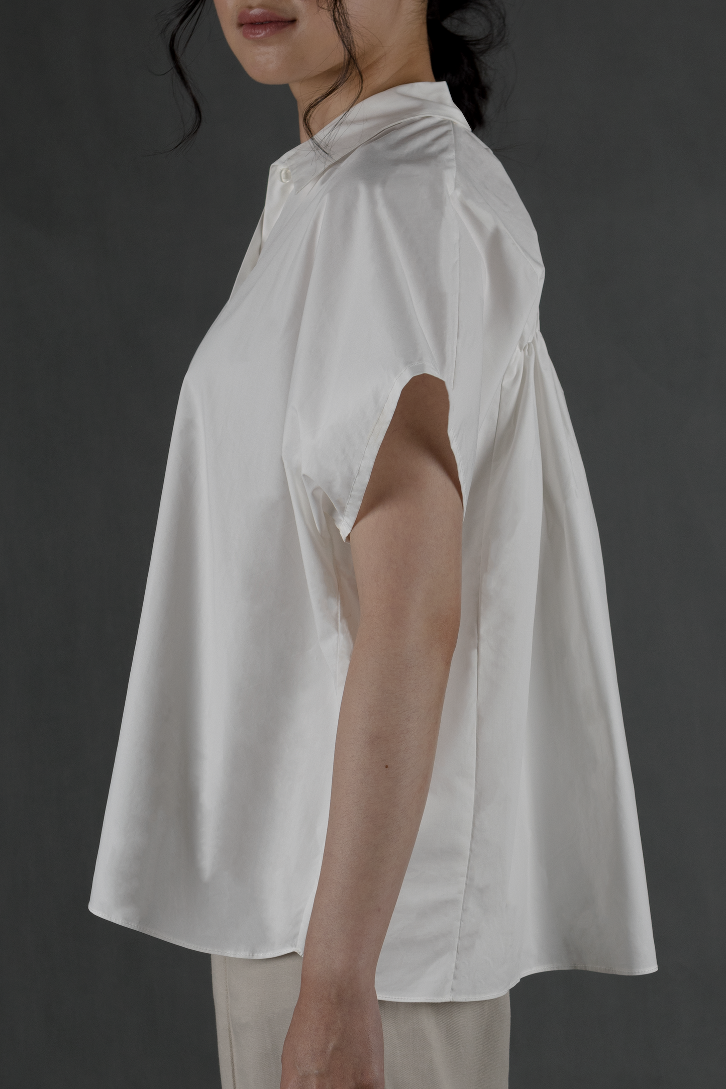 gathered back collared top - white