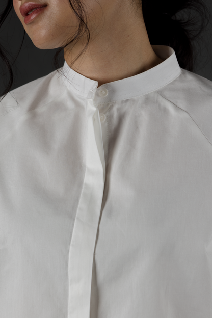 puff sleeve cropped shirt - off-white