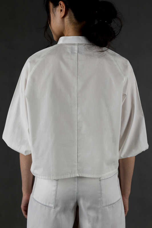 puff sleeve cropped shirt - off-white