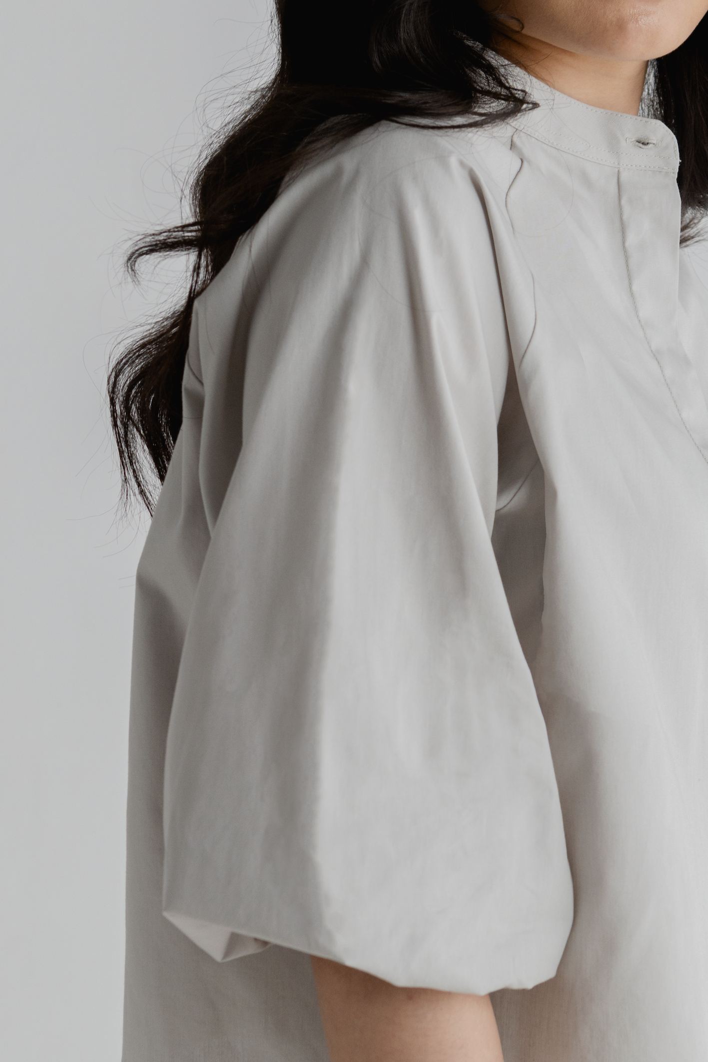 puff sleeve cropped shirt - grey