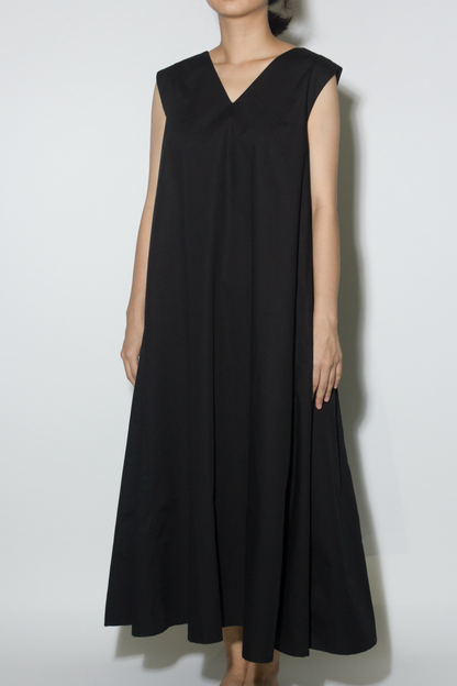 v-tent dress - black