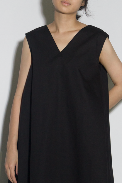 v-tent dress - black