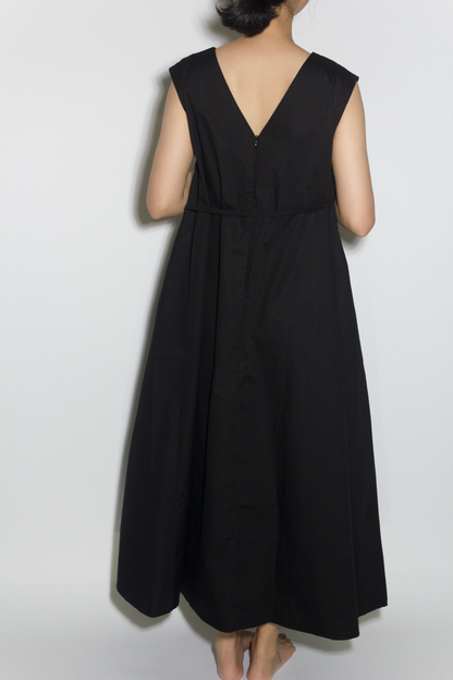 v-tent dress - black