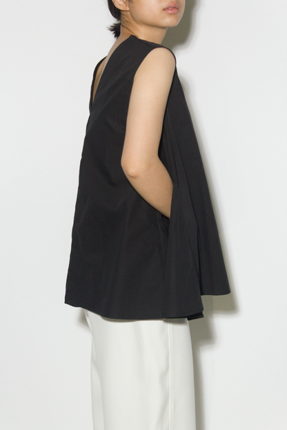 a-line pocket top - black