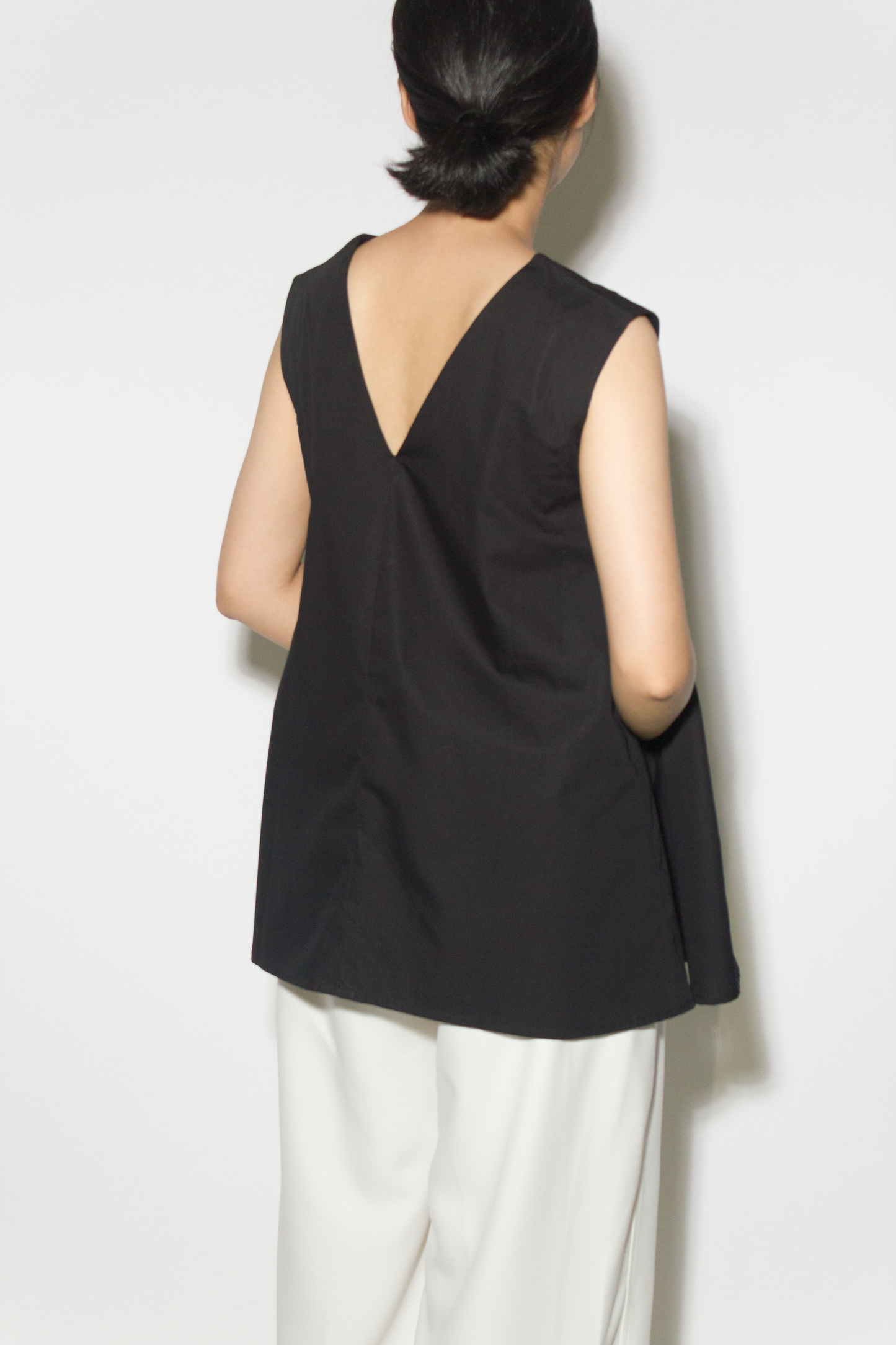 a-line pocket top - black