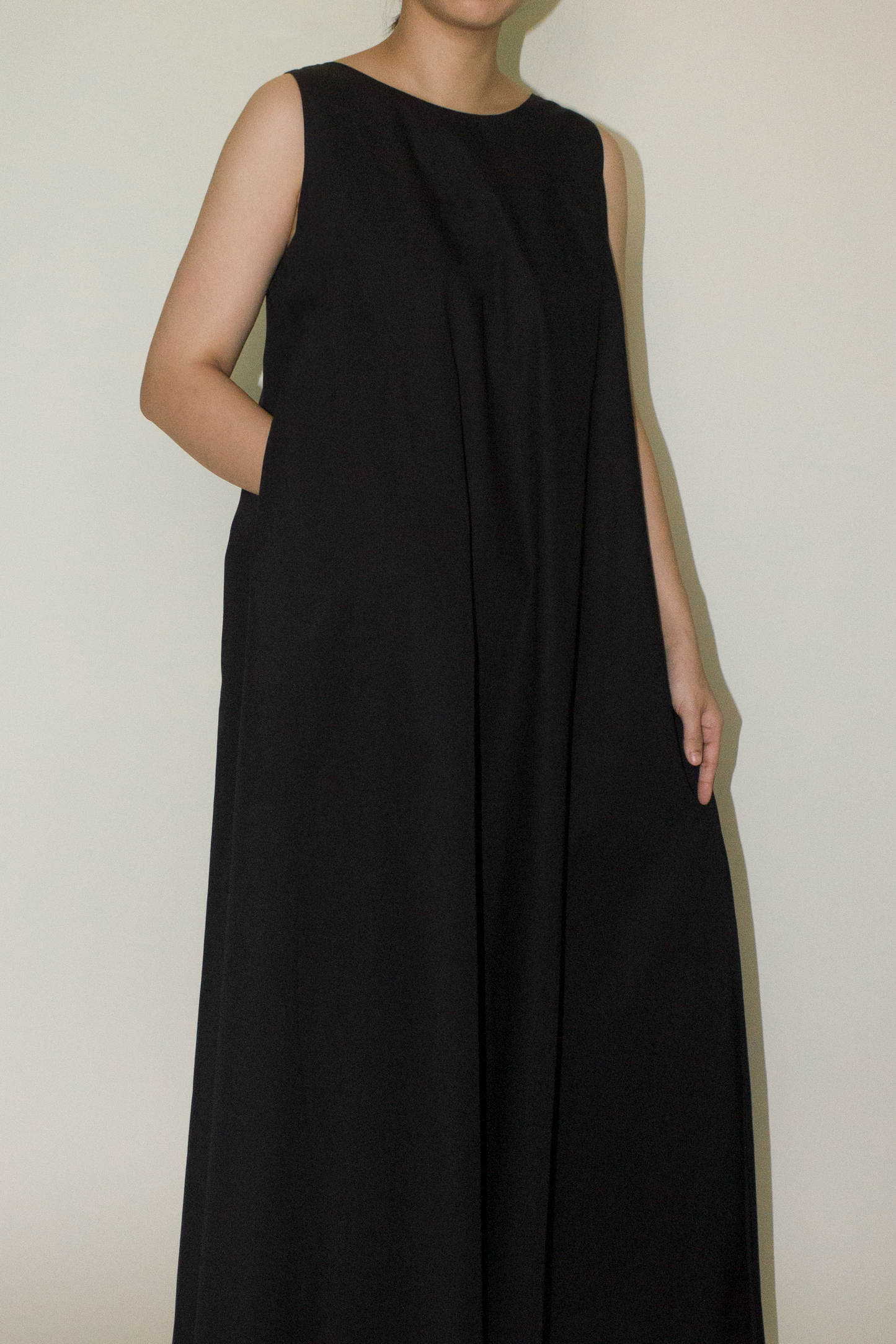 back lapel maxi dress - black