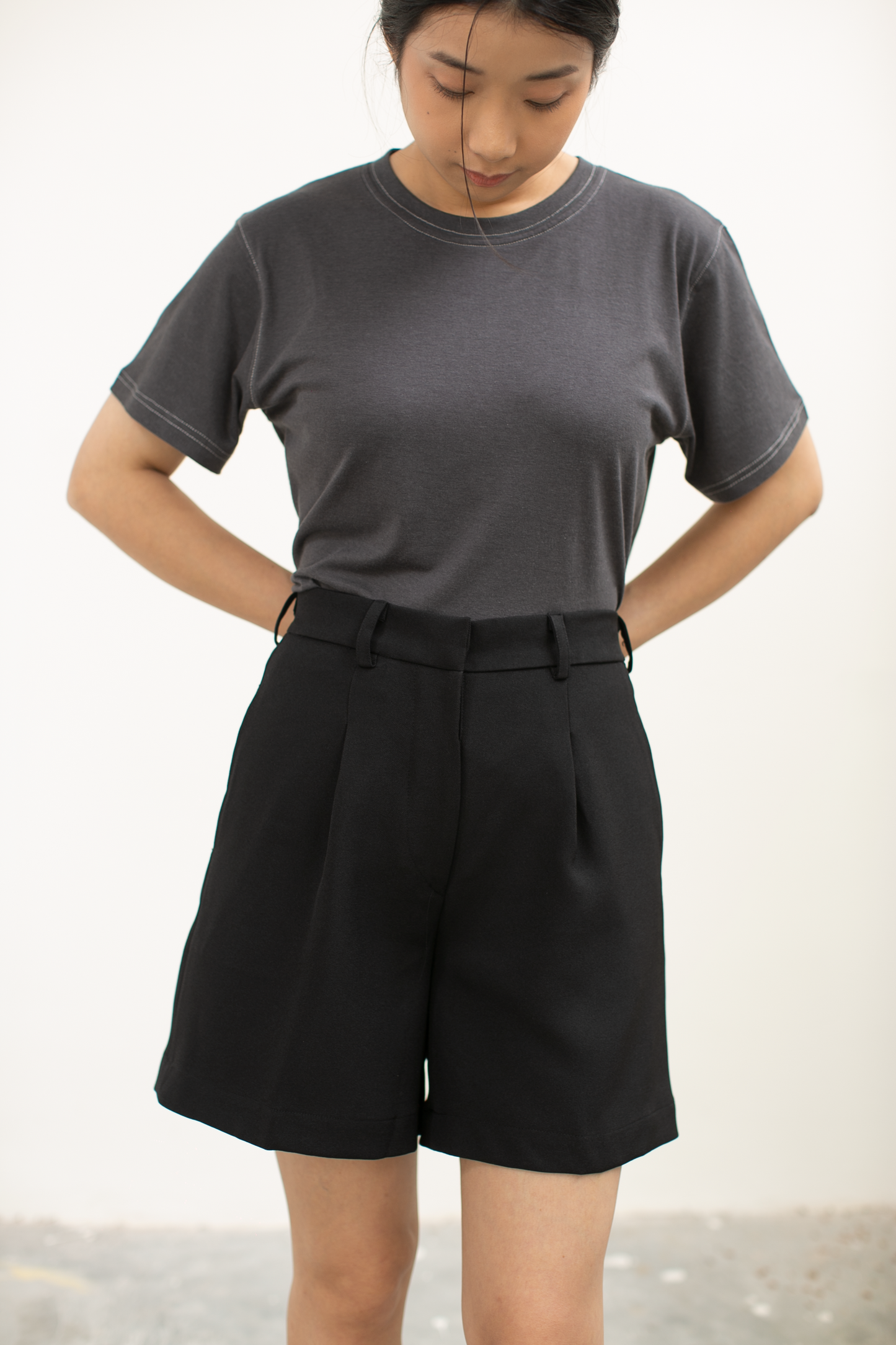 bamboo contrast basic tee - dark grey