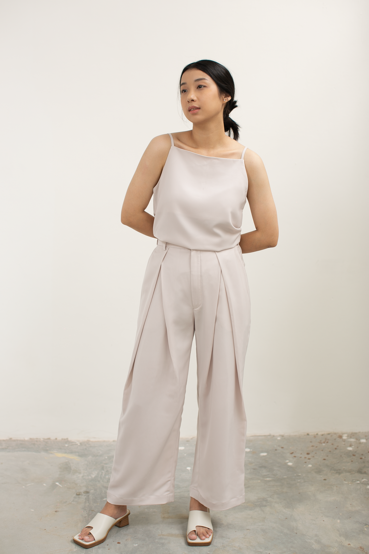 tulip fold long pants - grey