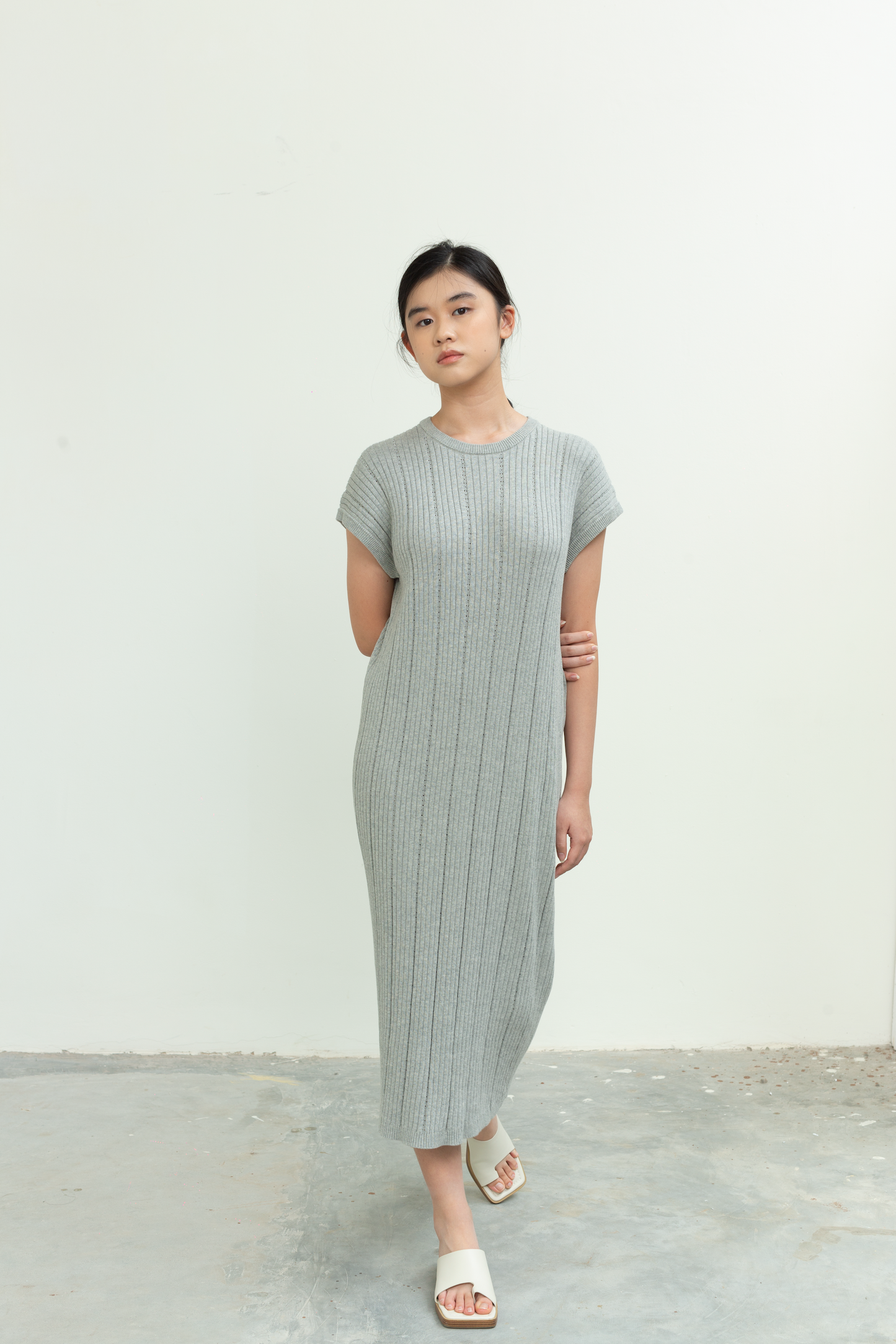 textured knit midi dress - grey