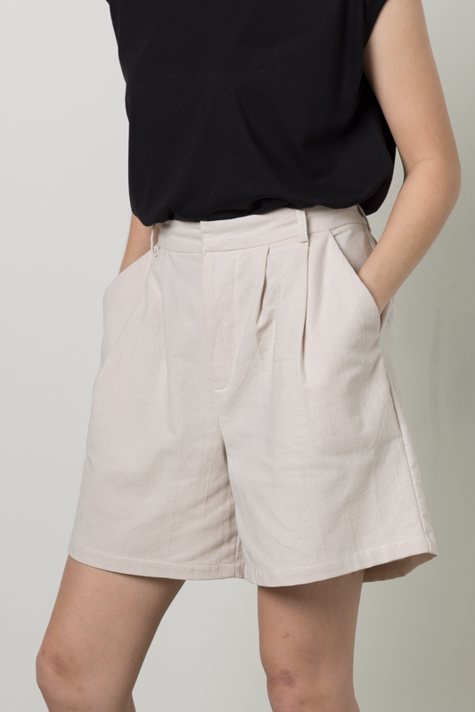 linen blend pleated shorts - ecru