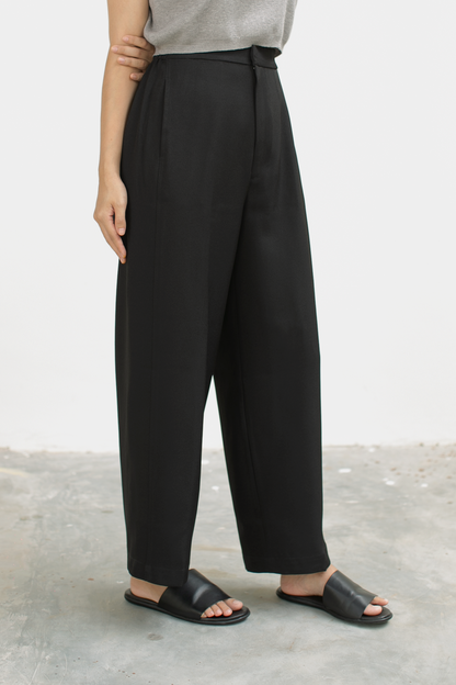 semiwool crease pants - black