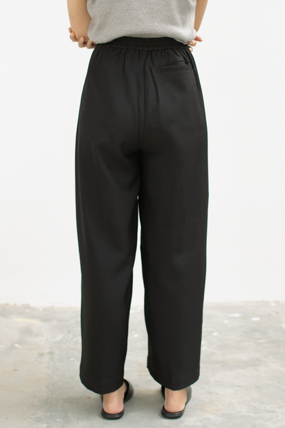 semiwool crease pants - black