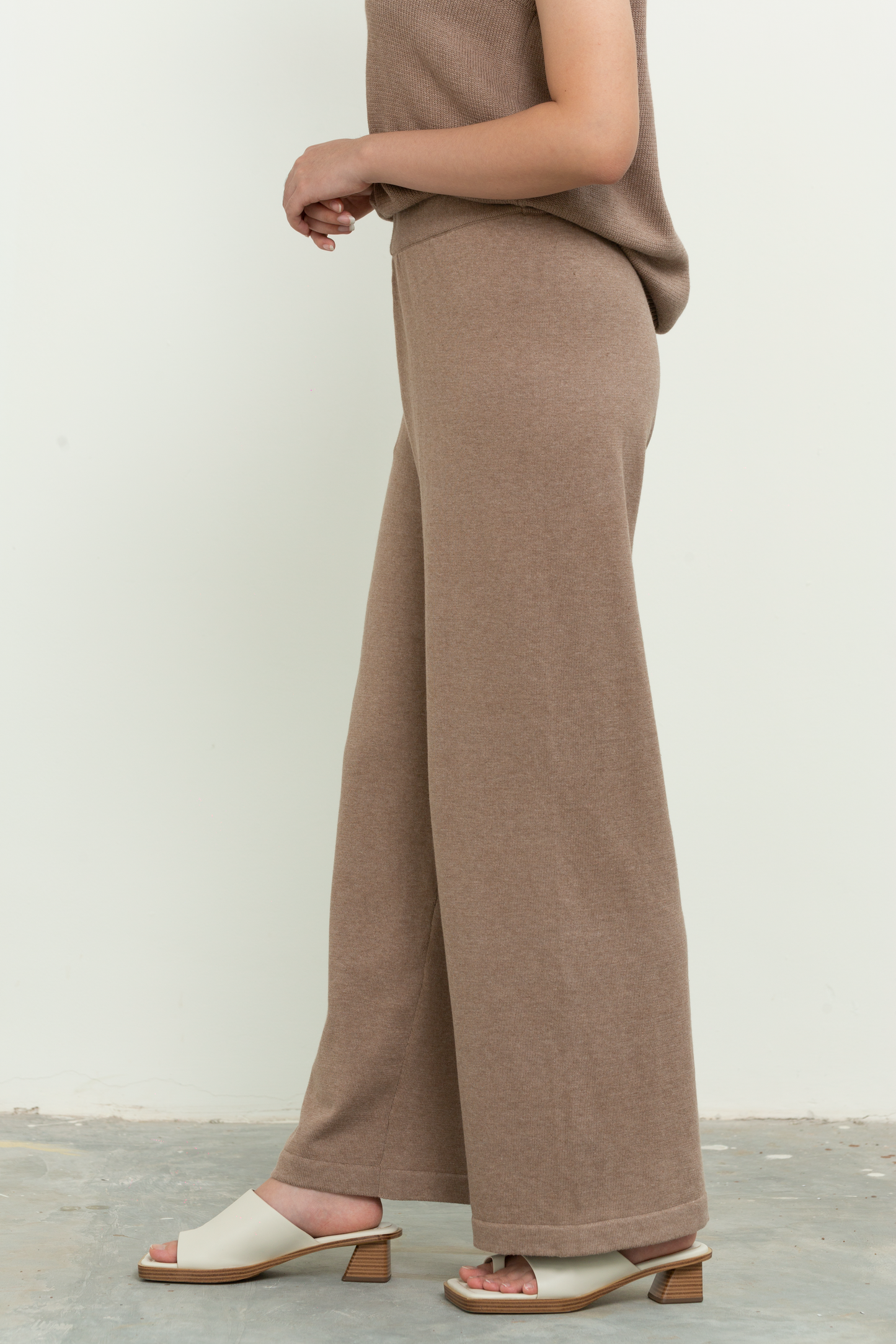 knit long pants - brown