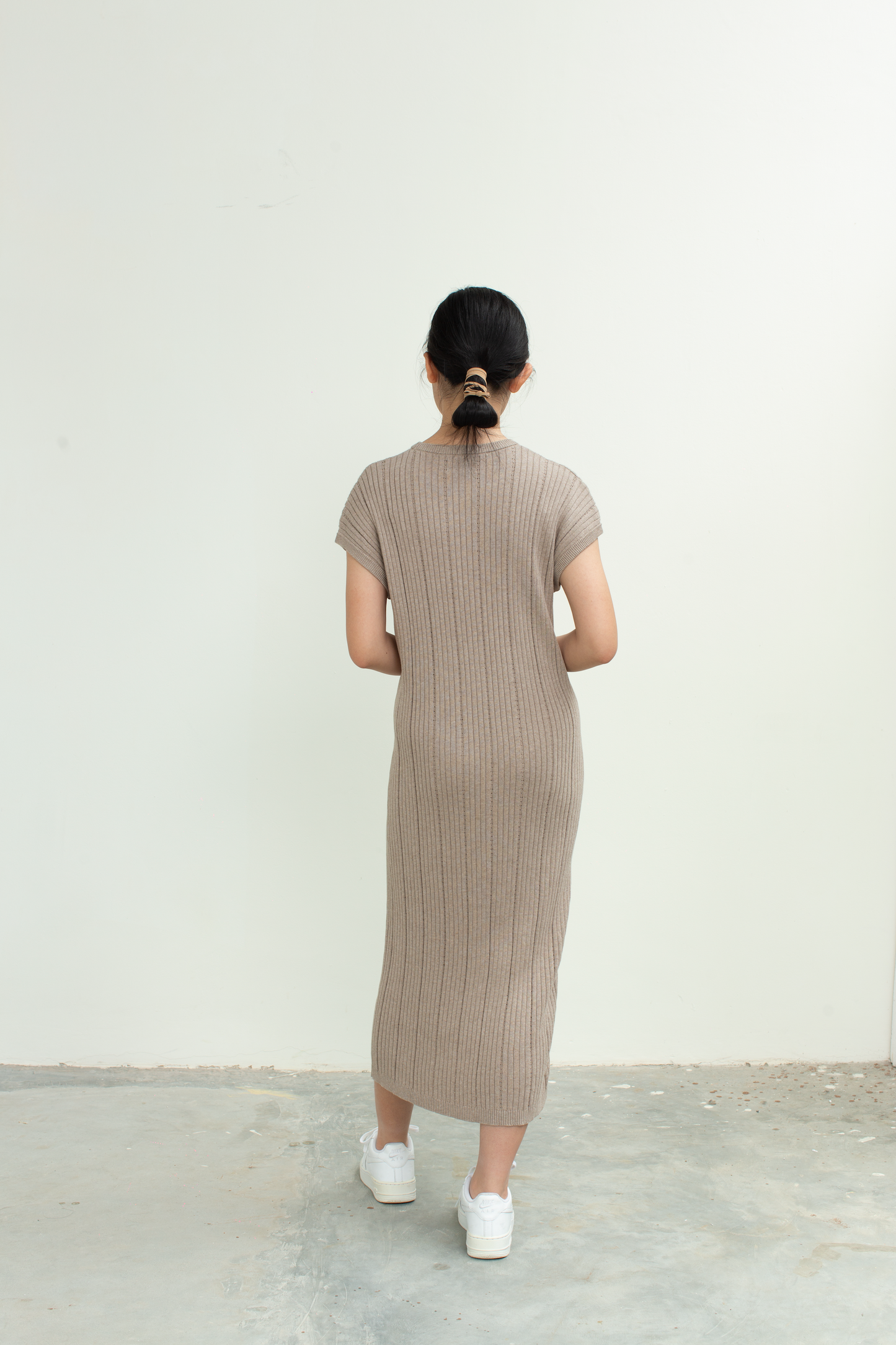 textured knit midi dress - brown