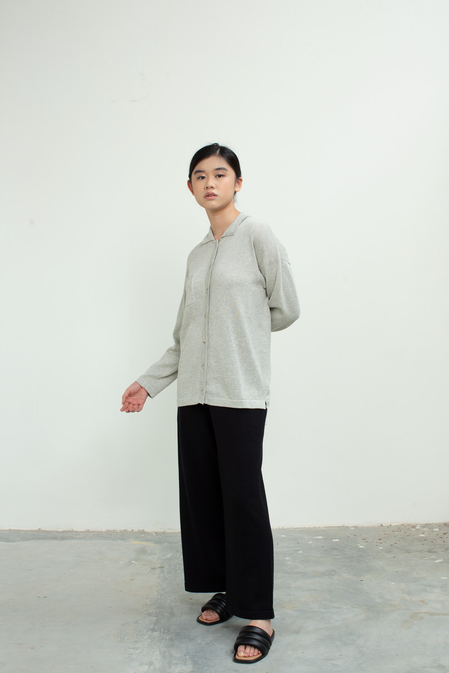 knit long sleeve shirt - grey